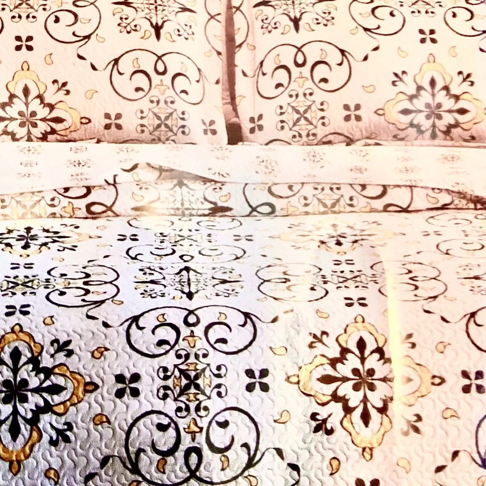 🌼 Colette Reversible Quilt Set, Very Lightweight, White Gray Yellow, size King